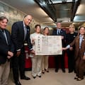 Piezas invaluables de Borges ingresan en la bóveda del Cervantes en Madrid