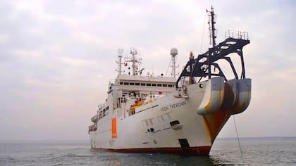 El Leon Thevenin fue llamado para reparar las roturas del cable del Congo en 2020 y los daños posteriores en 2021, todo el resultado de las corrientes de turbidez