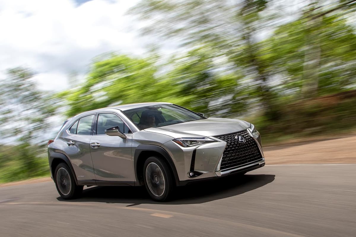 El Lexus UX Hybrid 2024 presenta una excelente economía de combustible