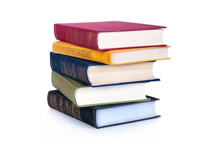 El libro de papel ofrece algunas ventajas que en su momento se pasaron por alto. Por ejemplo, la memoria humana toma en cuenta el volumen de una obra para almacenar información. Y los chicos disfrutan de la textura de los impresos