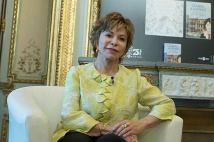 El libro "Más allá del invierno" de la autora Isabel Allende fue removido de las aulas del condado de Orange (Florida) por hacer alusión a la sexualidad libre