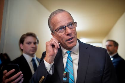 El líder de la mayoría en el Senado, el republicano John Thune (Dakota del Sur).