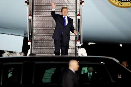 El líder de Pyongyang se verá el martes con el republicano