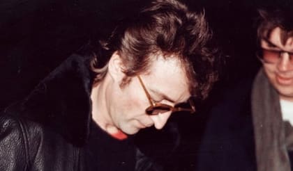El líder de The Beatles fue asesinado en la entrada de su casa en Manhattan