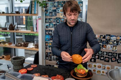 El líder gastronómico comunicó su renuncia oficial ante la difusión de las denuncias por abusos psicológicos