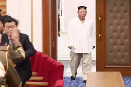 El líder norcoreano, Kim Jong-un, está visiblemente más delgado