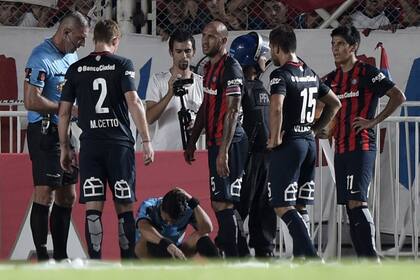 El línea Belatti recibió un botellazo desde la tribuna
