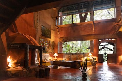 El living y recepción del lodge cuentan con wifi.