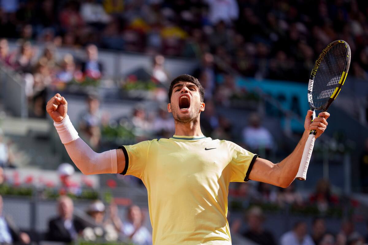 El local Carlos Alcaraz enfrenta a Andrey Rublev en el duelo más atractivo de este miércoles en el Masters 1000 de Madrid