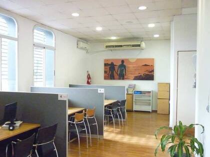 El local comercial tiene un precio base de $966.400.000