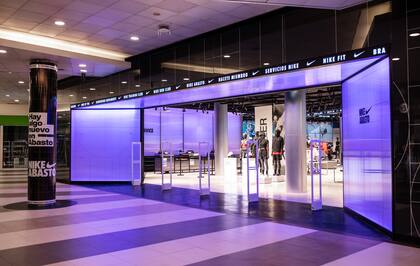 El local de Nike en el Abasto Shopping