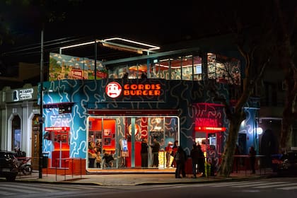 El local rompe el esquema tradicional con el “Gordis Studio”