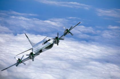 El Lockheed 188 de Sam -el que aparece en la foto es de Atlantic Airlines- recorrió más de 22.000 kilómetros durante el secuestro