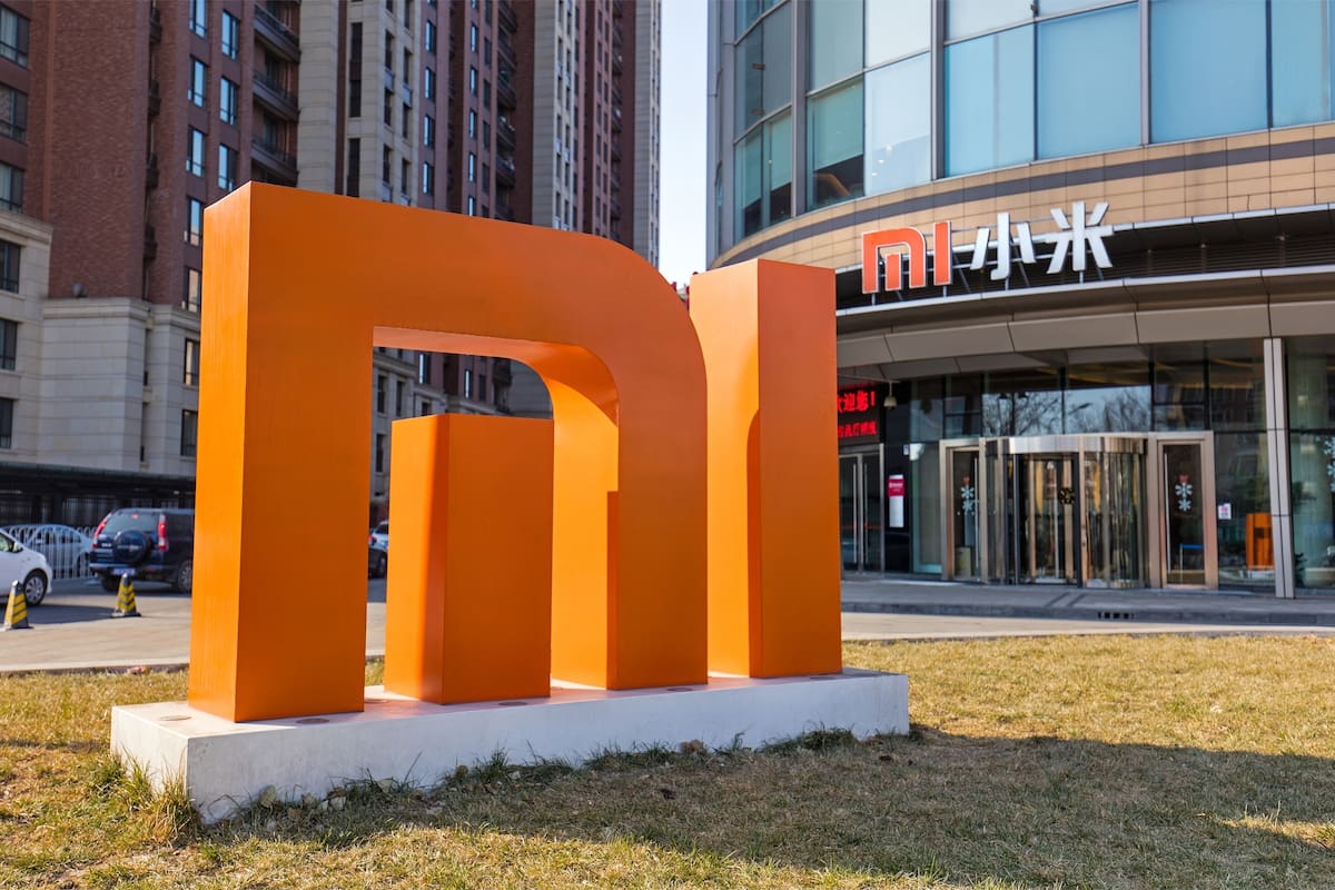El logo de Xiaomi en sus oficinas en Shanghai