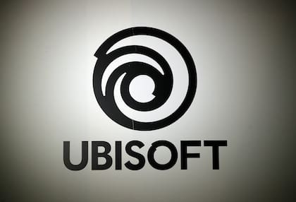 El logotipo de la compañía francesa de videojuegos Ubisoft se muestra en la Semana del Juego de París, el 4 de noviembre de 2017