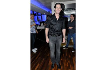 El look de Diego Ramos para el cumple del director teatral