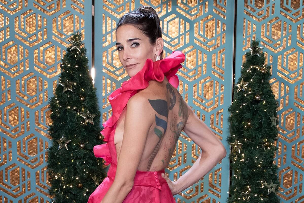 El look de Juana Viale para el gran regreso de su abuela, Mirtha Legrand, a la tevé