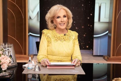 El look de Mirtha Legrand para la noche del sábado