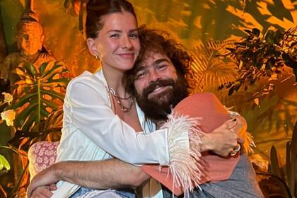 El look de Peter Lanzani en el cumpleaños de la China Suárez que revolucionó las redes (Foto Instagram @sangrejaponesa)