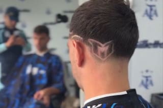 El look especial del Dibu Martínez para la despedida de Messi
