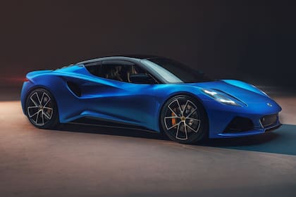 El Lotus Emira tiene la estética típica de los modelos de la marca inglesa