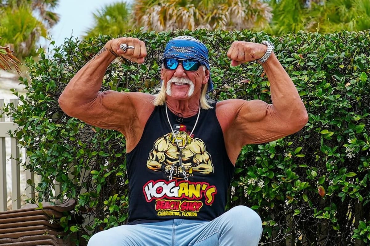 El luchador ayudó a una joven que se accidentó en Tampa, Florida