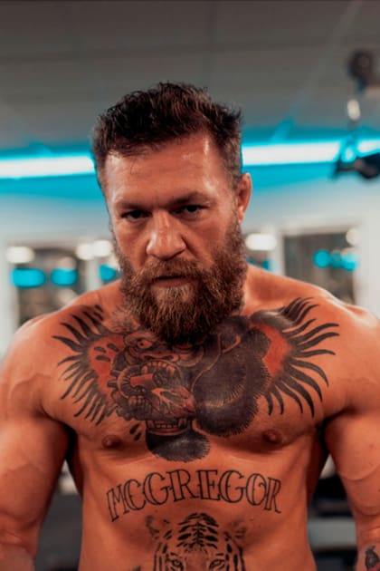 El luchador Conor McGregor es la revelación de El duro, la película de Amazon Prime Video en la que debutó como actor junto a Jake Gyllenhaal