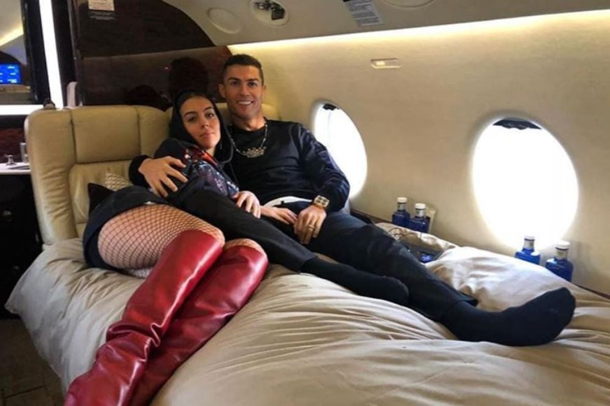 El lujoso jet privado de CR7