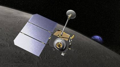 El Lunar Reconnaissance Orbiter, una nave espacial de la NASA, lleva 14 años orbitando la Luna