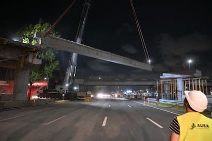 El lunes a la noche cortarán la autopista Illia sentido al norte y Cantilo