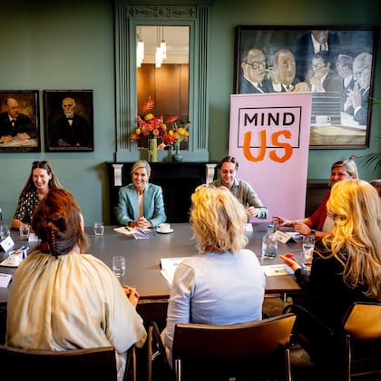 El lunes la reina Máxima estuvo en la ciudad de Leiden para visitar Fundación Door het Geluid (Foto: Instagram @koninklijkhuis)