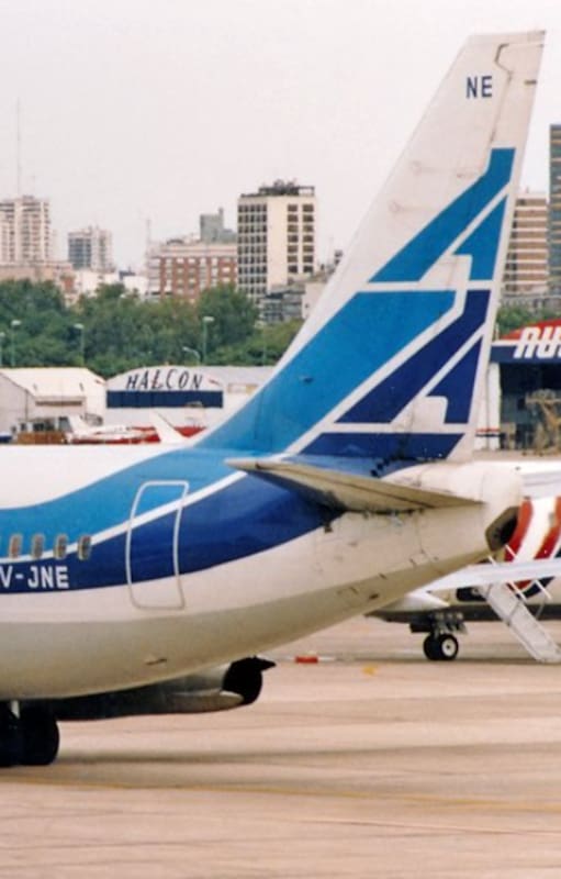 El LV-JNE voló durante 22 años para Aerolíneas Argentinas y terminó siendo conocido como El Mufa por su singular historial