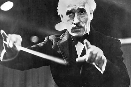 El maestro Arturo Toscanini visitó varias veces la Argentina. La temporada de 1906 sería trágicamente inolvidable.