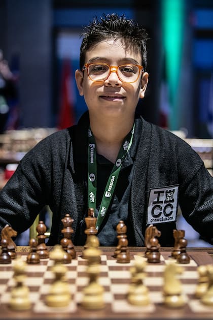El maestro internacional argentino Oro estaba preclasificado 146º, pero concluyó 93º entre los 180 protagonistas; una producción muy positiva a su edad.