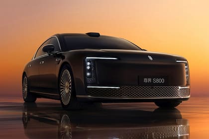 El Maextro S800, un vehículo fabricado entre Huawei y JAC