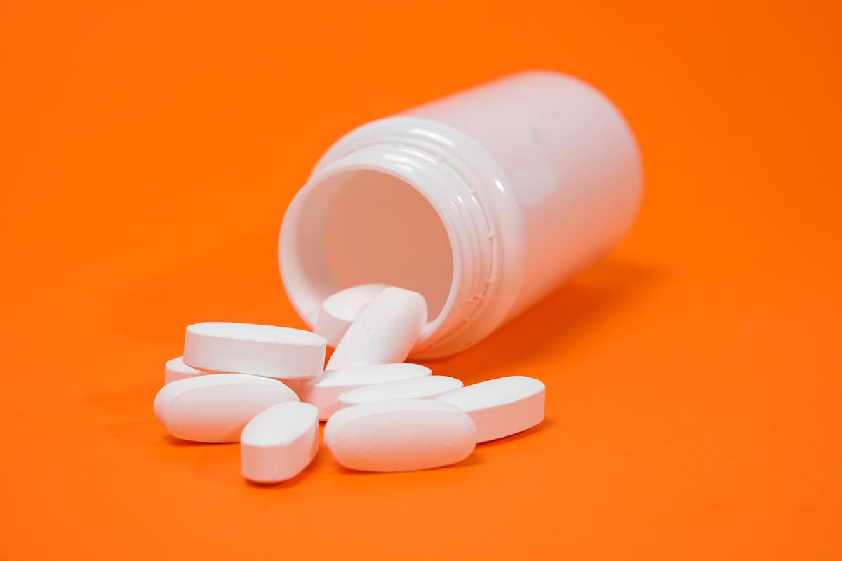 El magnesio tiene funciones muy importantes para el organismo ya que beneficia a la salud de los huesos, contribuye al bienestar muscular y regula los niveles de glucosa en sangre