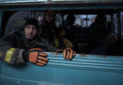 “El magnetismo” del grupo Él Mató a un Policía Motorizado suena al final del segundo episodio