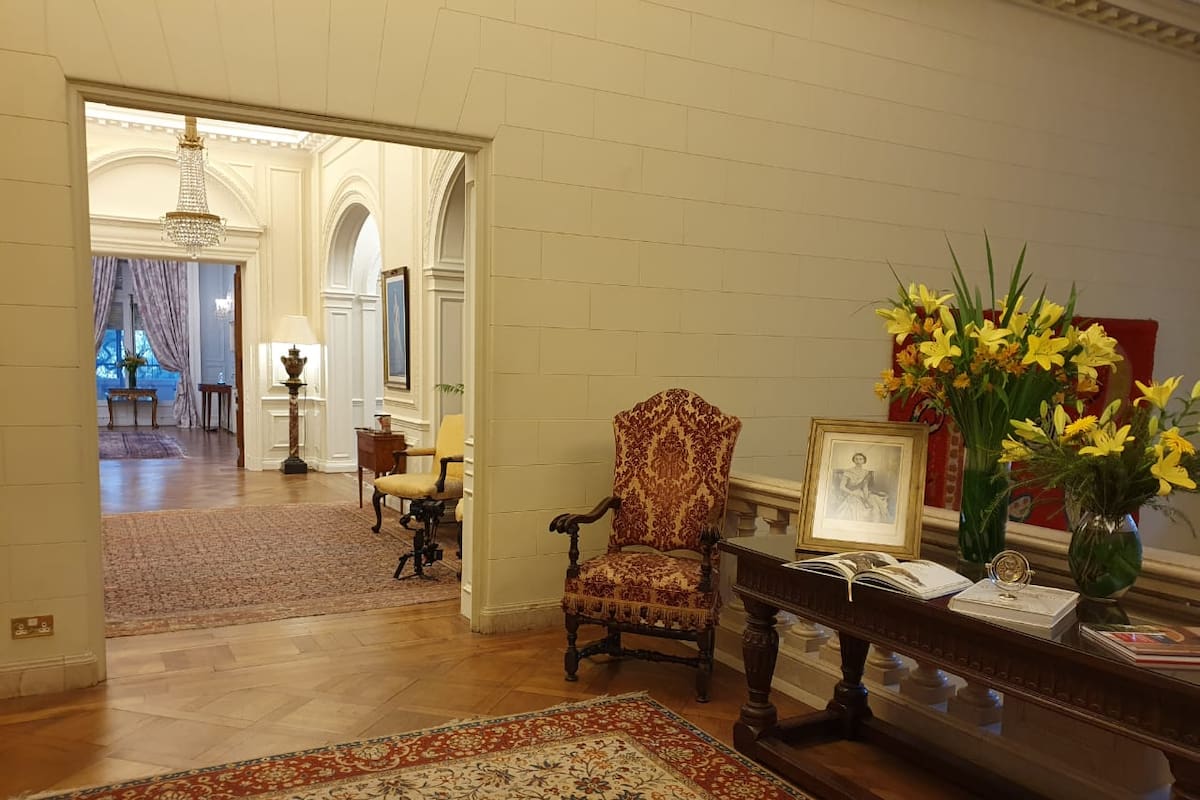 El majestuoso palacio de la residencia británica se viste a tono con el universo mágico para celebrar la sexta edición de la Harry Potter Book Night