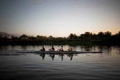 El mal estado de la pista de remo de Tigre obligó a los atletas a cambiar su lugar de entrenamiento