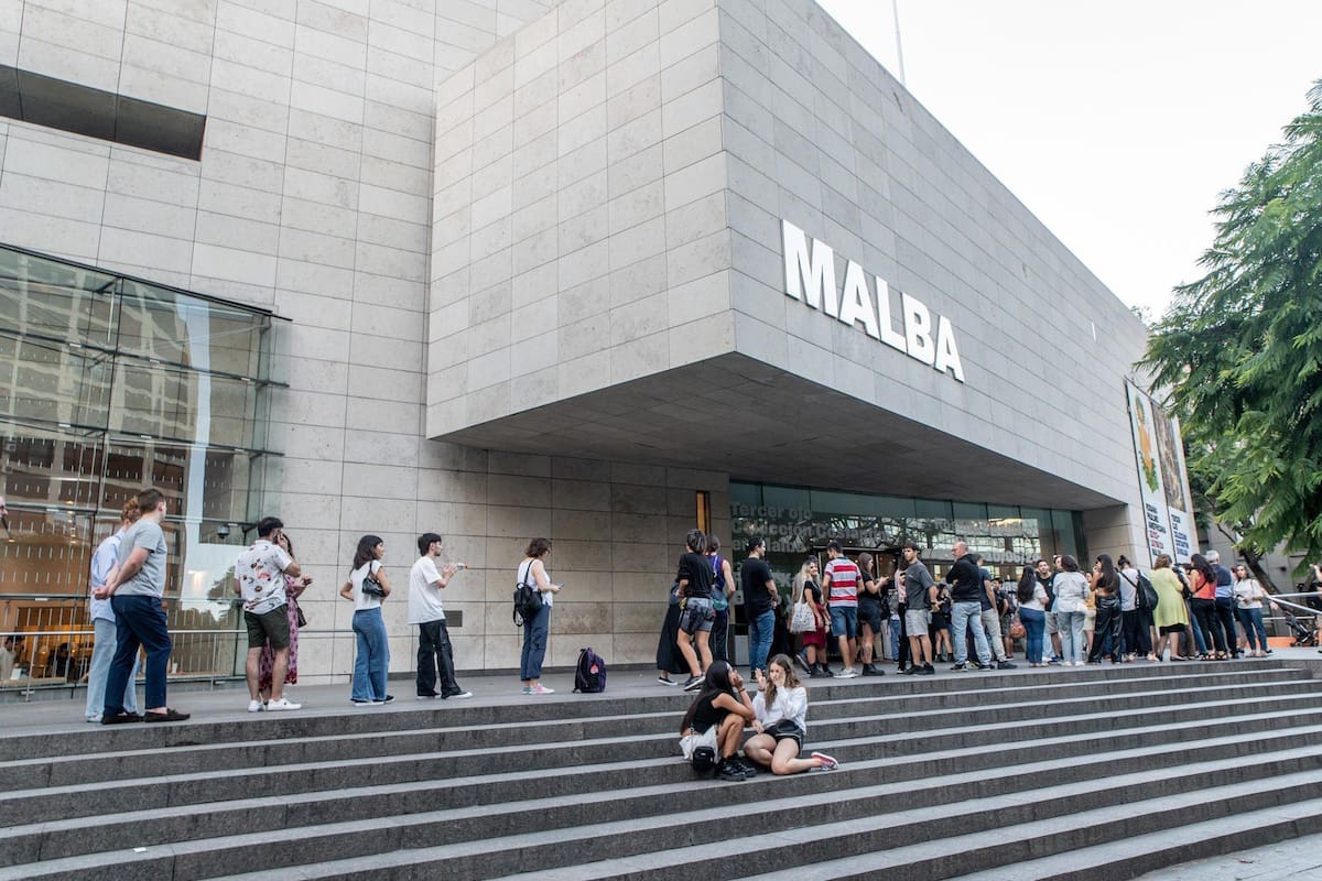 El MALBA (Museo de Arte Latinoamericano de Buenos Aires) es un hito cultural y arquitectónico ineludible
