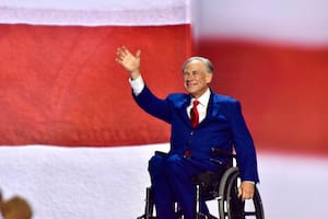 El mandatario de Texas participó de la Convención Nacional Republicana