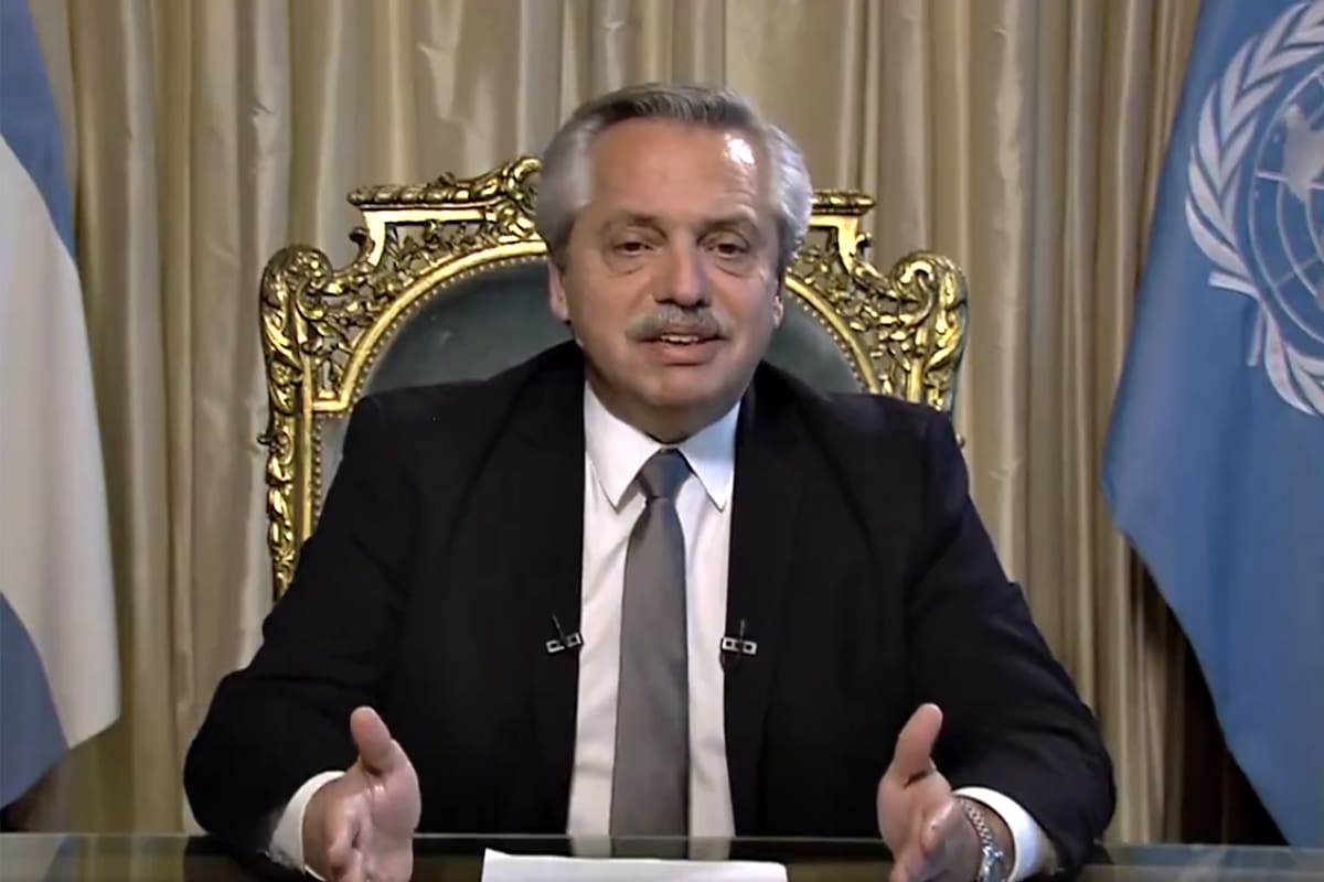 El mandatario defendió la decisión del bloque kirchnerista en el Senado de trasladar a los jueces Leopoldo Bruglia, Pablo Bertuzzi y Germán Castelli