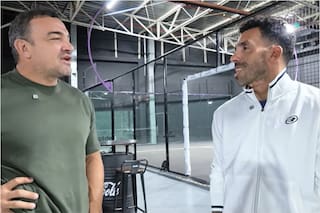 Carlos Tevez contó detalles del emprendimiento familiar de pádel que armó en Bella Vista