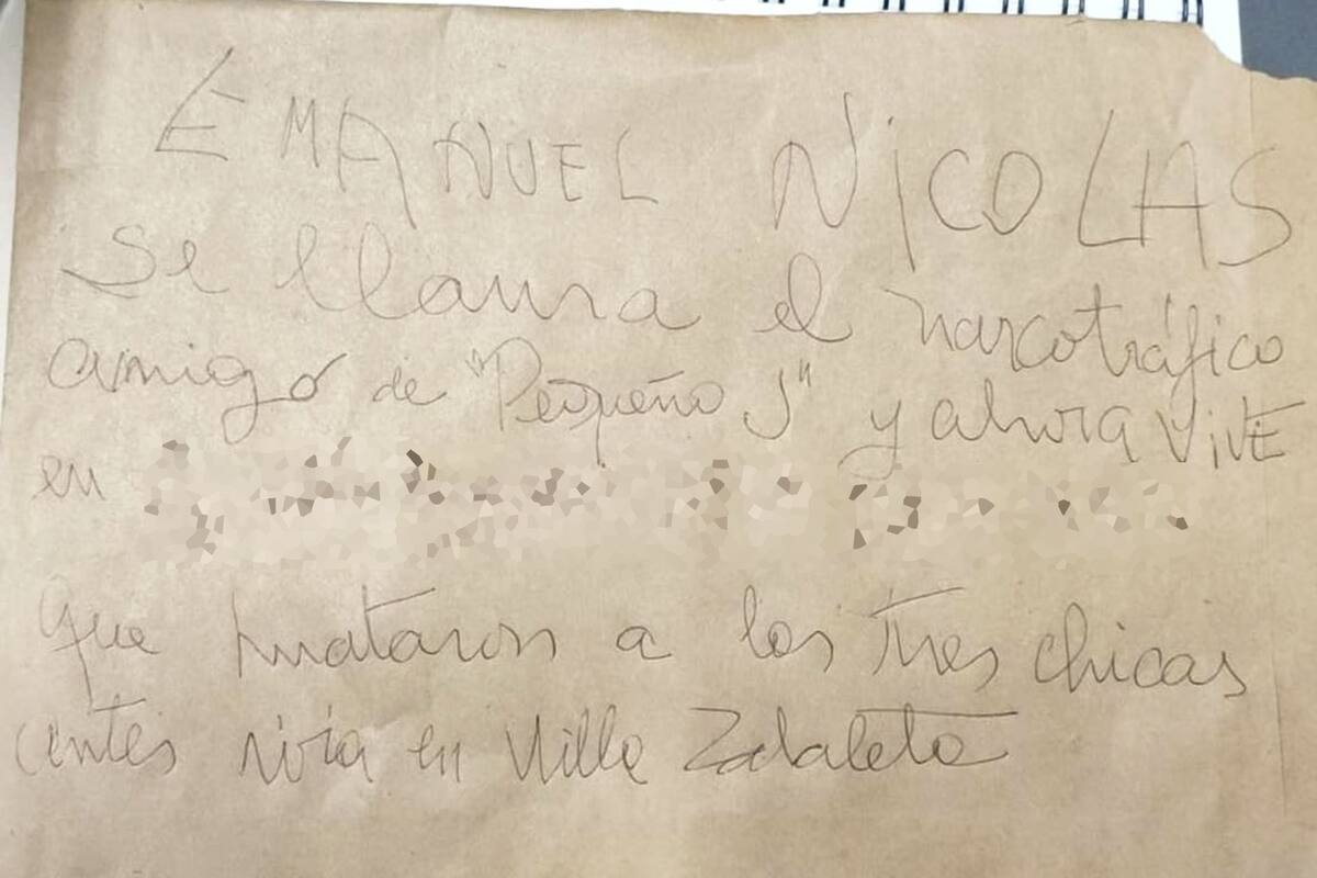 El manuscrito que dejaron en una comisaría de la Policía de la Ciudad con datos de un supuesto cómplice de Pequeño J