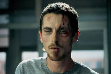 El maquinista: el “esqueleto viviente” de Christian Bale y el desafío de filmar entre ratas y desechos