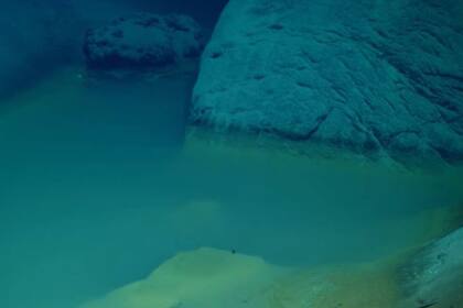 El Mar Rojo es el cuerpo de agua que cuenta con más cantidad de piletas de salumera en el planeta Tierra