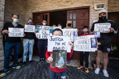 La familia de Antonio Ventrice reclama justicia; el hombre fue asesinado el 2 de septiembre pasado frente a su casa, en Rafael Castillo