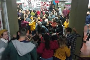 El martes pasado, la facultad de Filosofía y Letras de la UBA suspendió las clases por un conflicto entre agrupaciones estudiantiles
