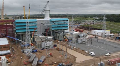 Las centrales térmicas Manuel Belgrano y San Martín, con casi 800 MW cada una, están entre los activos más codiciados por privatizar