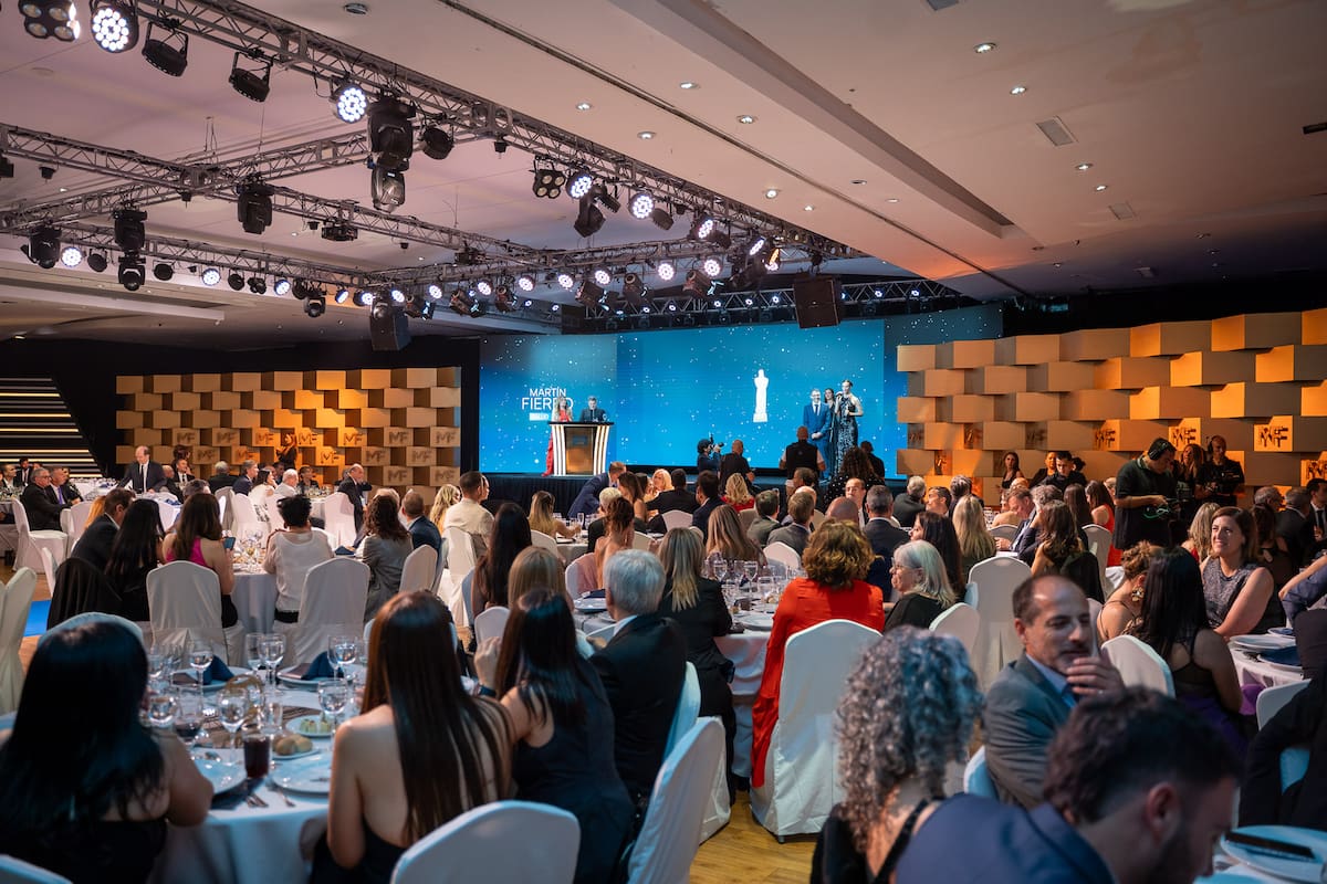El Martín Fierro a la Salud 2025 reunió este martes a más de 600 invitados en el Golden Center de Parque Norte, Buenos Aires